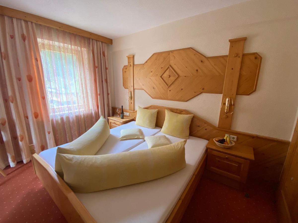 Hotel Jaegerhof Kaunertal Buitenkant foto